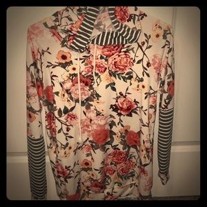 Long sleeve, tall-hooded casual top